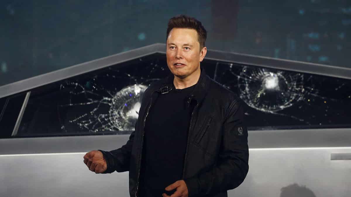 Elon Musk’tan Karbon Vergisi Önerisi